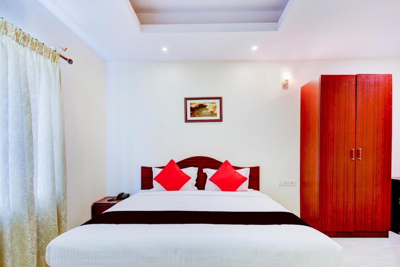 Capital O 81558 Udupi Gokula Bangalore Buitenkant foto